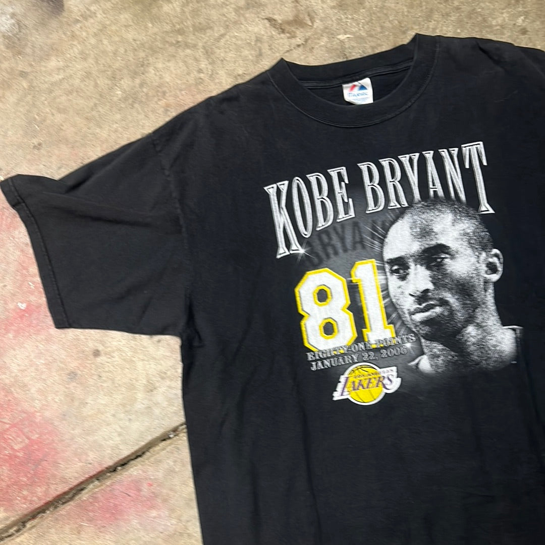 Vintage Kobe Bryant 81 Points Majestic T-Shirt 2XL