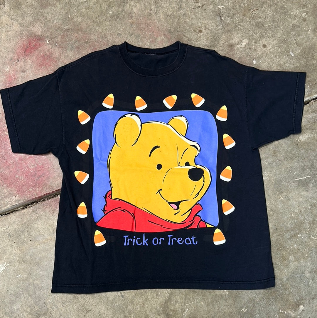 Vintage Disney Winnie the Pooh Halloween Trick or Treat T-Shirt XL